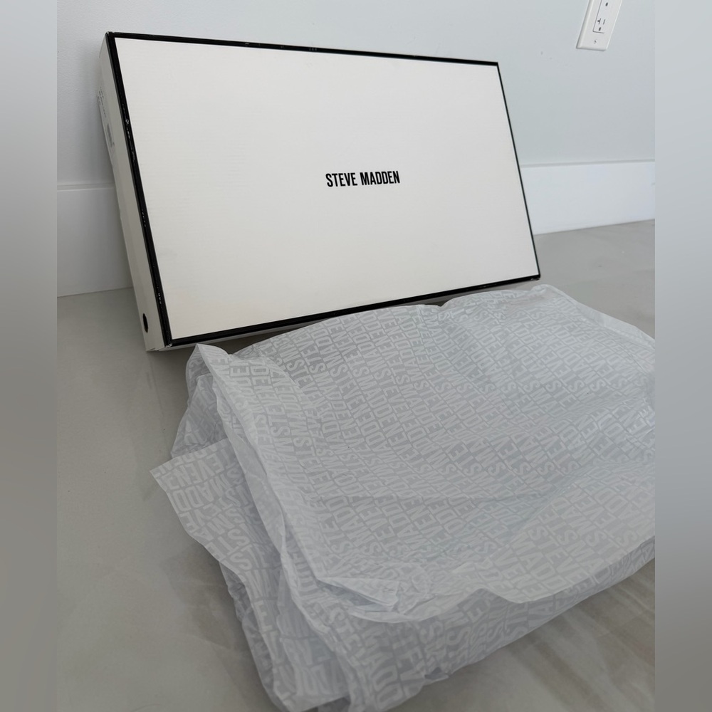 Steve Madden Boot Box with Logo Tissue Paper PRICED TO SELL